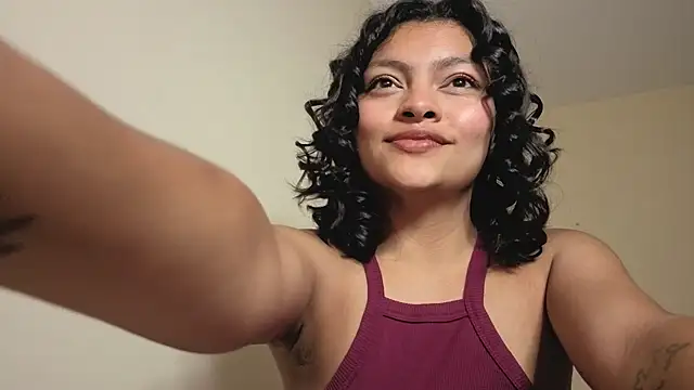 Snapshot of Candela___ chatting on June 12, 7:39 am Candela online show from June 12, 7:39 am