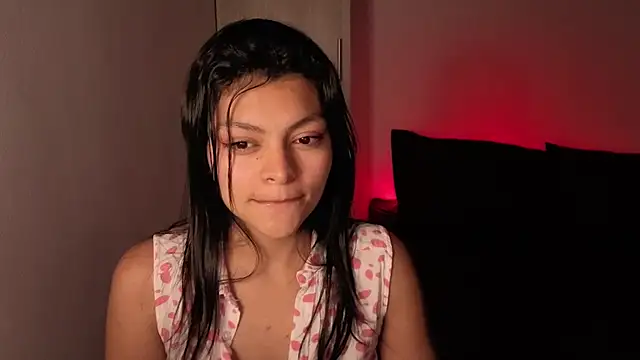 Candela    online show from November 9, 7:01 am