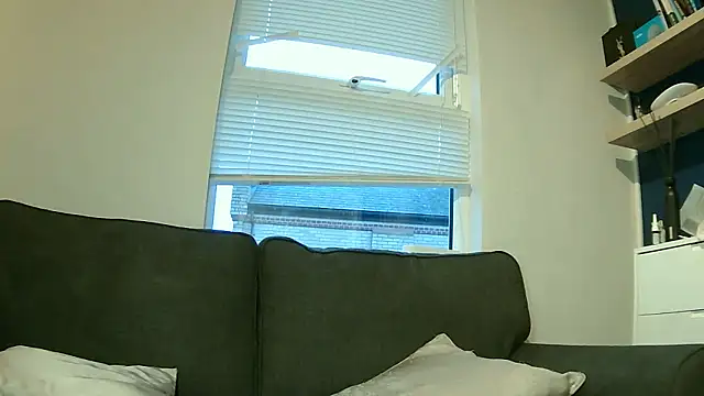 ASAIN VIRGIN ARIA online show from January 18, 4:21 pm