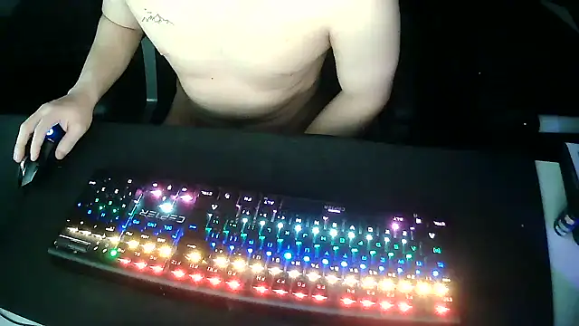 solooboy18 online show from December 21, 7:26 pm