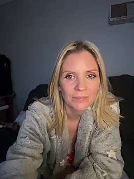 Lexi-Lux-X online show from November 9, 1:53 am