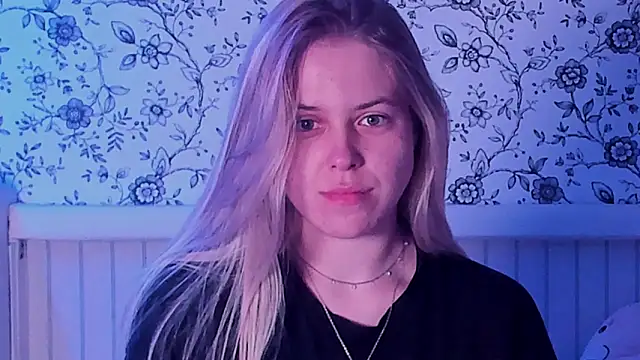 AngelAnty online show from May 27, 7:10 pm