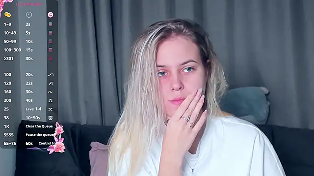 AngelAnty online show from November 21, 1:10 pm