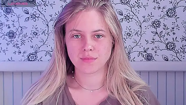 AngelAnty online show from July 9, 1:10 pm