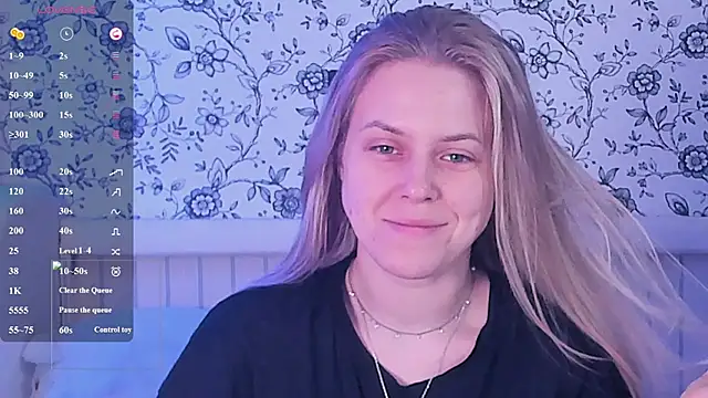 AngelAnty online show from April 23, 2:08 pm