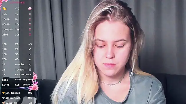 AngelAnty online show from November 8, 3:04 pm