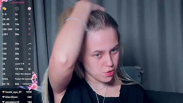 AngelAnty online show from November 10, 2:00 pm