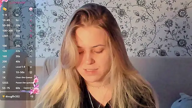 AngelAnty online show from January 18, 2:09 pm