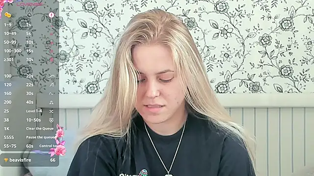 AngelAnty online show from March 28, 3:13 pm