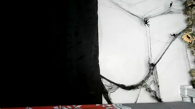 Snapshot of angelainparis28 chatting on November 1, 7:02 am angelainparis28 online show from November 1, 7:02 am