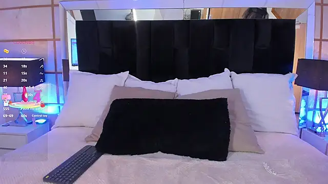 GretaVelvet online show from October 31, 8:27 pm