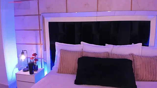 GretaVelvet online show from February 9, 7:34 pm