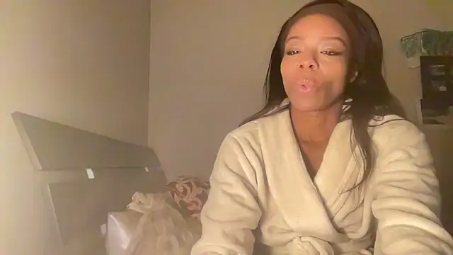 Peachyz69 online show from February 1, 5:38 am