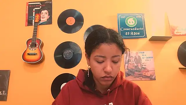 meisevil77 online show from November 10, 3:22 am