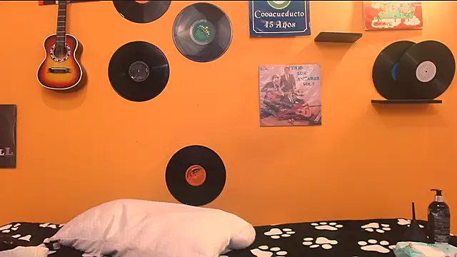 meisevil77 online show from December 21, 2:57 am