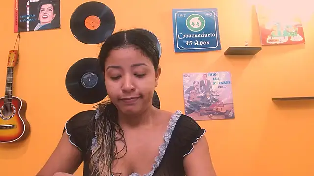 meisevil77 online show from October 16, 1:47 am