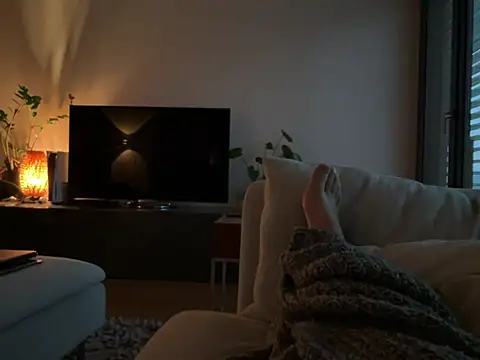 german9inch online show from February 9, 6:54 am