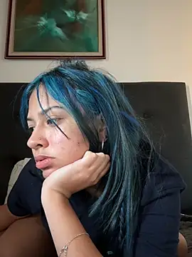 lynn9000 online show from March 4, 11:29 am