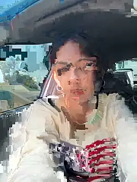 lynn9000 online show from October 30, 8:28 pm