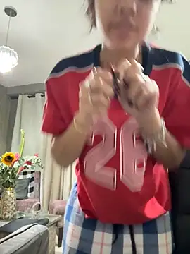 lynn9000 online show from October 26, 5:19 am