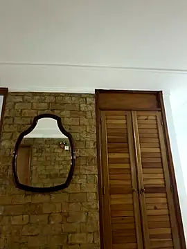 lynn9000 online show from December 23, 1:38 am