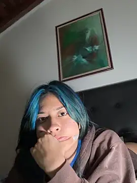 lynn9000 online show from March 13, 5:34 am