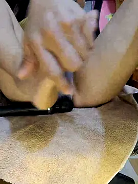 Bee sweet online show from October 19, 8:50 am