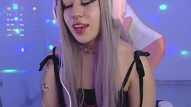 Snapshot of Hachiko_Love chatting on October 29, 3:27 am Hachiko Love online show from October 29, 3:27 am