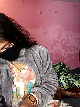 hiddennisha online show from January 8, 4:46 pm