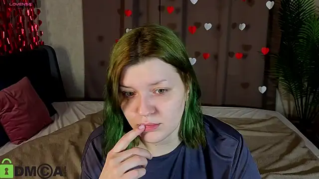 Michele Greenn online show from February 6, 1:01 am