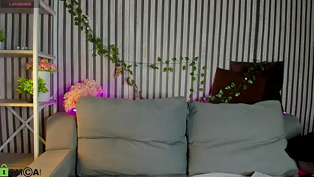 Michele Greenn online show from February 22, 1:08 am