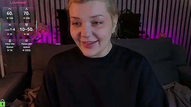 Michele Greenn online show from May 8, 1:09 am