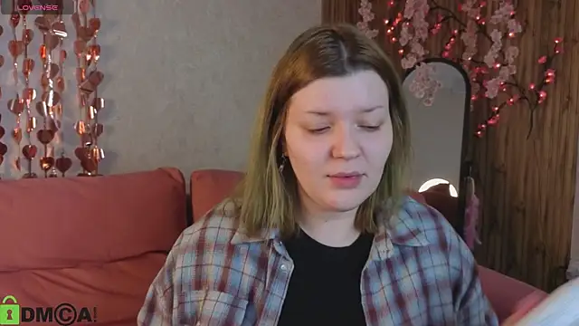 Michele Greenn online show from February 16, 12:20 am