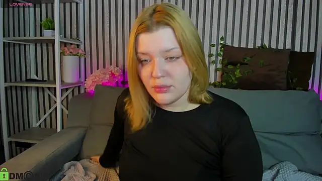 Michele Greenn online show from March 22, 9:11 am