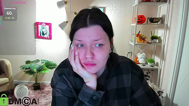 Michele Greenn online show from November 18, 3:04 pm