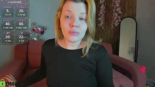 Michele Greenn online show from April 5, 1:12 am