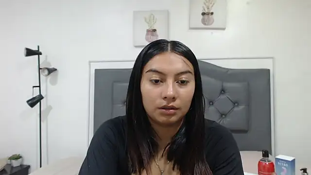 Janne  online show from December 16, 12:15 am