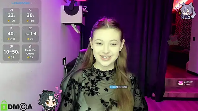 AmourLily online show from November 6, 7:45 am