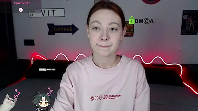 Snapshot of AmourLily chatting on July 9, 6:25 am AmourLily online show from July 9, 6:25 am