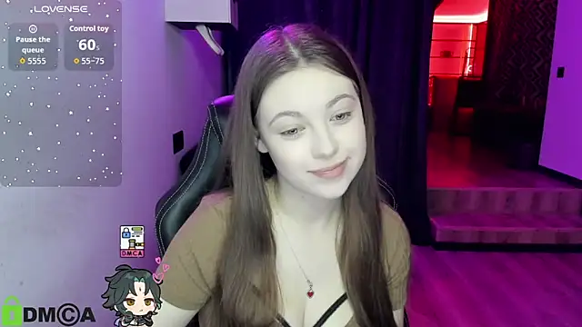 Snapshot of AmourLily chatting on September 13, 6:24 am AmourLily online show from September 13, 6:24 am