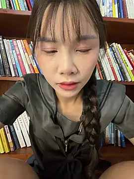 Adora188 online show from May 13, 3:57 am