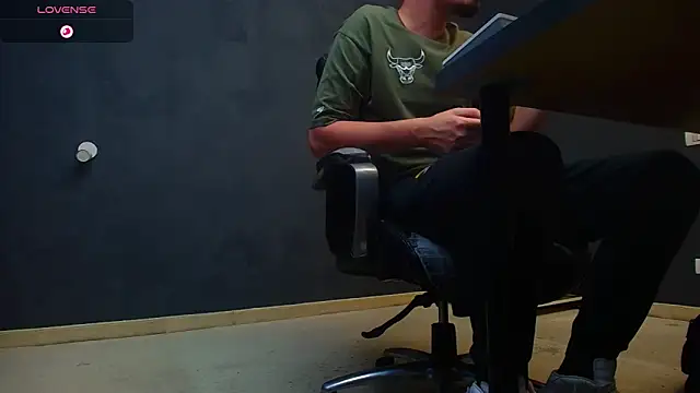 EnzoRace online show from October 6, 4:57 am