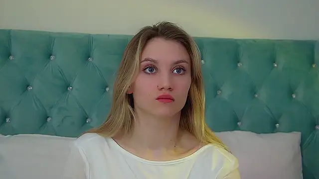 StacyEvances online show from March 14, 6:25 pm