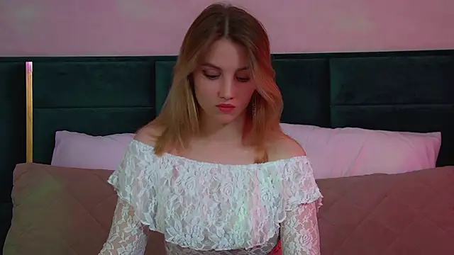 StacyEvances online show from June 6, 6:02 pm