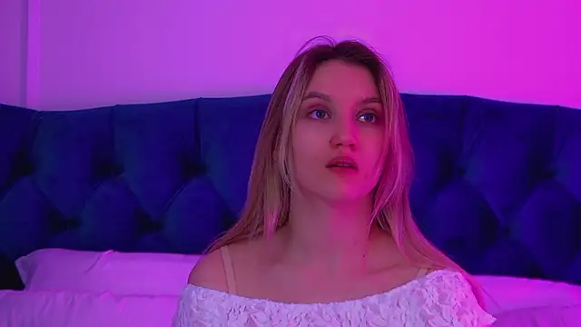 StacyEvances online show from March 7, 6:24 pm