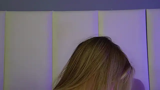 StacyEvances online show from February 7, 6:05 pm