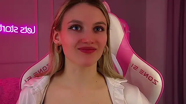 StacyEvances online show from February 21, 6:21 pm