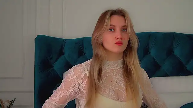 StacyEvances online show from January 18, 6:22 pm