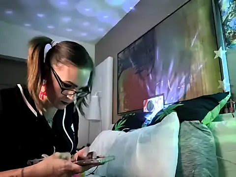 SparklesB1tch online show from April 13, 10:19 am