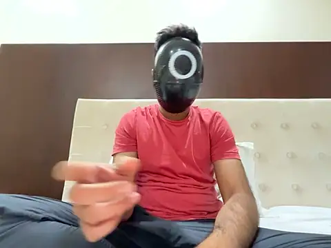 Snapshot of DecentJaat chatting on December 16, 5:28 pm DecentJaat online show from December 16, 5:28 pm